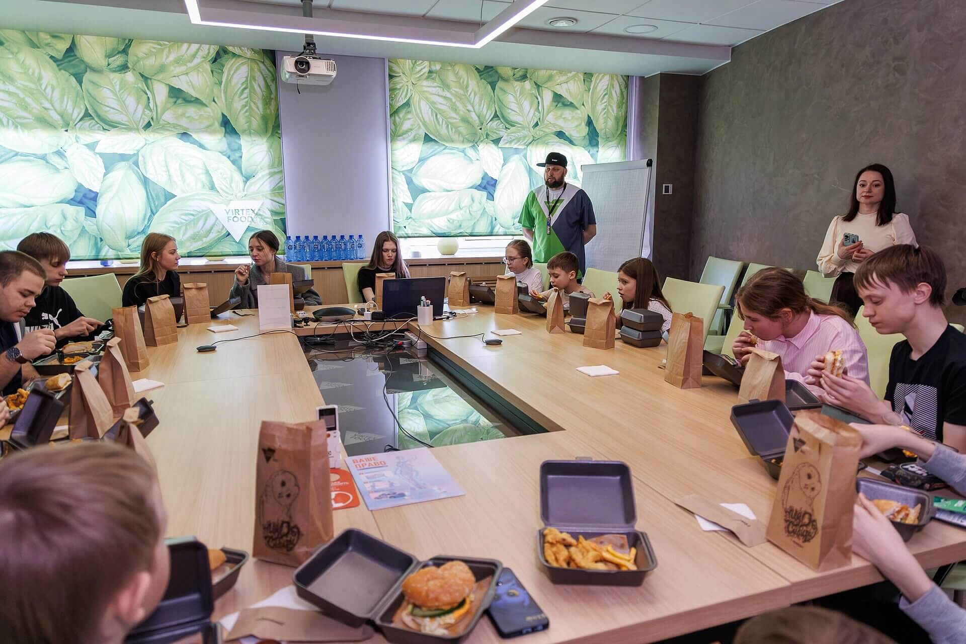 На работу к папе и маме. Экскурсии для детей VIRTEX-FOOD. Апрель 2026